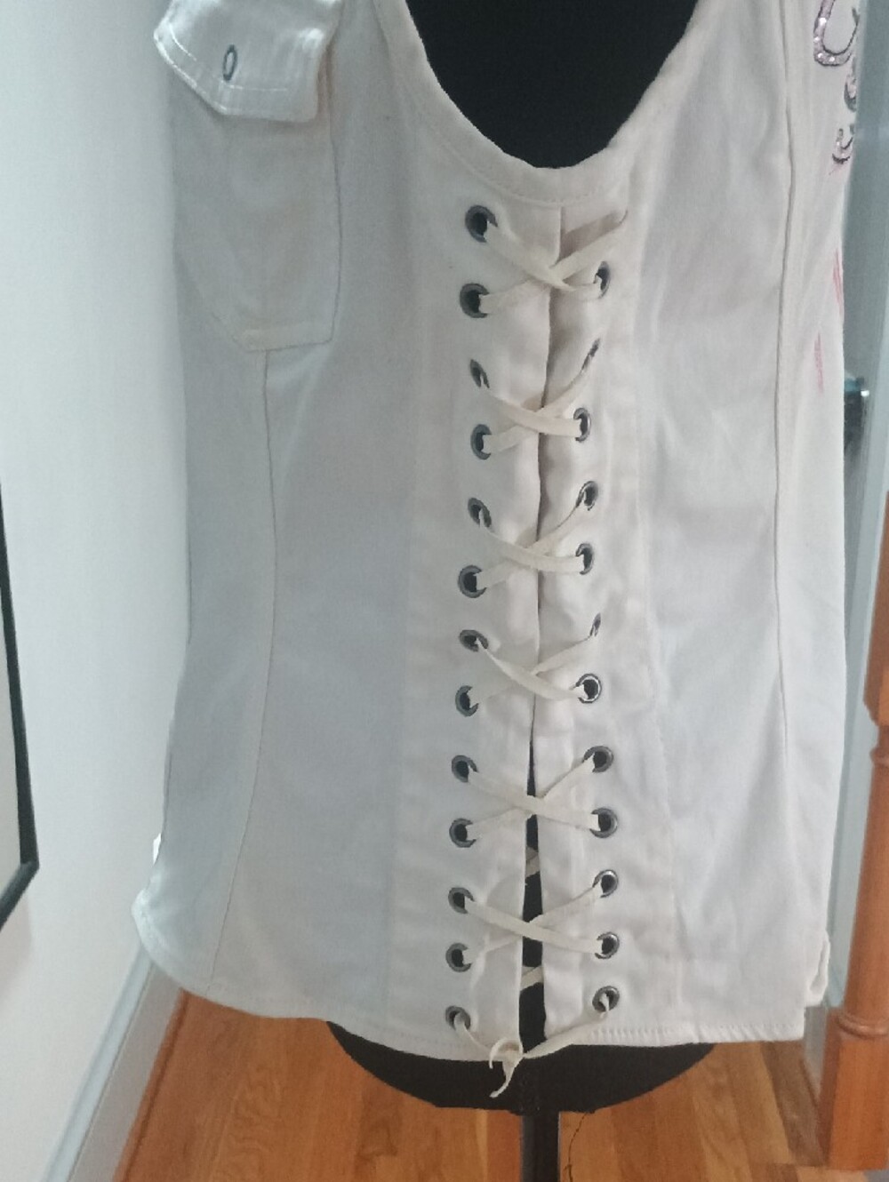 Harley-Davidson White Sleeveless Zip Front Lace-Up Side Vest. Pink & white Sz Lg - Picture 4 of 4
